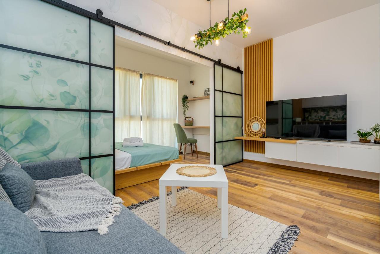 Botanic Nest Panoramic Studio Bucureşti Exterior foto