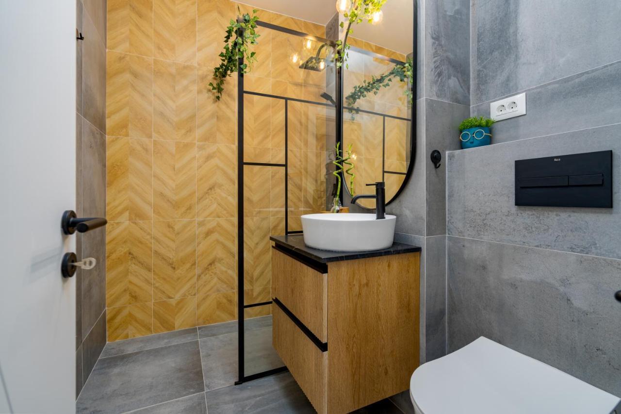 Botanic Nest Panoramic Studio Bucureşti Exterior foto